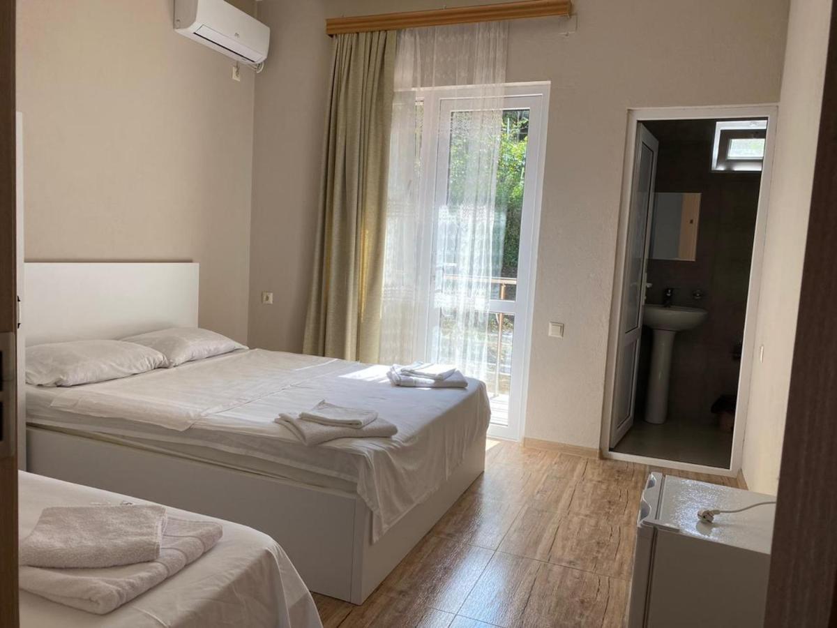 Nira Hotel Gonio Exterior photo